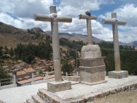 /album/fotogaleria/tres-cruces-reconstruido-jpg/